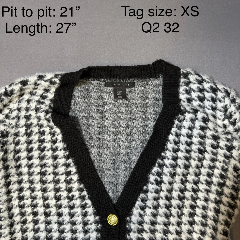 Tahari Houndstooth Cardigan Black White Gold Button Cozy Fuzzy Knit Women‎ XS